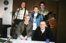 Vergrösserungsansicht: Team bei Rosy VergrÖsserungsansicht: Team bei Rosy