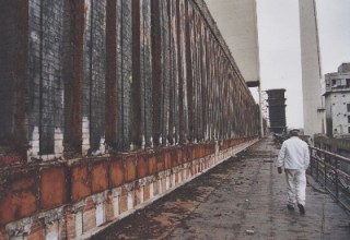 Abbau der Kokerei Kaiserstuhl (aus: Losers and WInners)