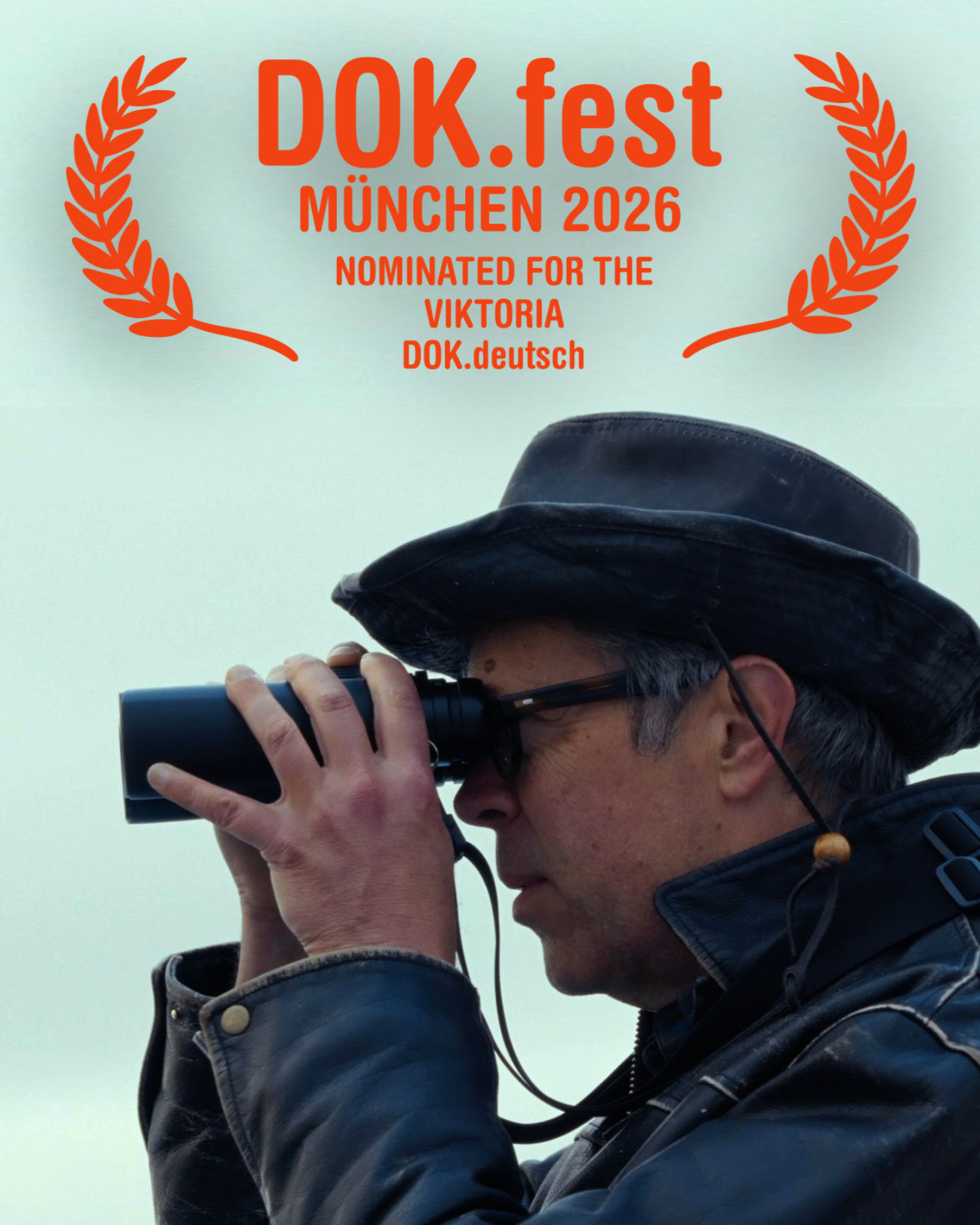 Jetzt ist es offiziell! WATCHING PEOPLE WATCHING BIRDS feiert seine Deutschland-Premiere auf dem 41. @dokfest München, wo wir im Deutschen Wettbewerb laufen und für die VIKTORIAS nominiert sind 🏆 🥳 Der Film ist außerdem Teil der Reihe „ZusammenLeben“.

Mit dem Festival verbindet uns eine lange Geschichte: Schon mit Herr Schmidt und Herr Friedrich (2001), Losers And Winners (2007) und Göttliche Lage (2014) liefen wir in München. An insgesamt vier Terminen wird der Film gezeigt. 

➡️ Freitag, 8. Mai
18:00 Uhr
@riofilmpalast 
Deutschlandpremiere mit Anwesenheit der Regie

➡️ Sonntag, 10. Mai
11:00 Uhr
@theatiner.film 

➡️ Dienstag, 12. Mai
20:00 Uhr
@neuesmaxim 

➡️ Donnerstag, 14. Mai
16:00 Uhr
@hffmuenchen Kino 2

Alle Infos, Termine, und eine kleine Überraschung folgen hier in den nächsten Tagen! ... 🤫🐦‍⬛

____

It’s official! WATCHING PEOPLE WATCHING BIRDS is celebrating its German premiere at the 41st @dokfest Munich where it is nominated for the VIKTORIAS 🏆 🥳 The film is part of the “ZusammenLeben” as well.

We have a long history with the festival: We’ve screened films in Munich before, including Herr Schmidt und Herr Friedrich (2001), Losers And Winners (2007), and Göttliche Lage (2014). The film will be shown on a total of four dates. 

➡️ Friday, May 8th
18:00 
Rio Filmpalast Kino 1
German Premiere with directors in attendance

➡️ Sunday, May 10th
11:00 
Theatiner

➡️ Tuesday, May 12th
20:00 
Neues Maxim

➡️ Thursday, May 14th
16:00 
HFF Kino 2

All the details and a little surprise will be posted here in the coming days! ... 🤫🐦‍⬛

#loekenfranke #watchingpeoplewatchingbirds #birding #dokfest #munchen